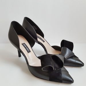 NWOT Black Nine West Bow Pumps